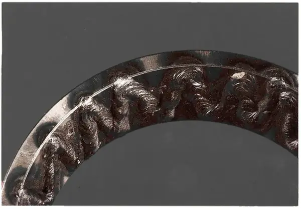 Outer ring loosened by running a weld bead on it to shrink it for removal: excess heat reaches the housing.